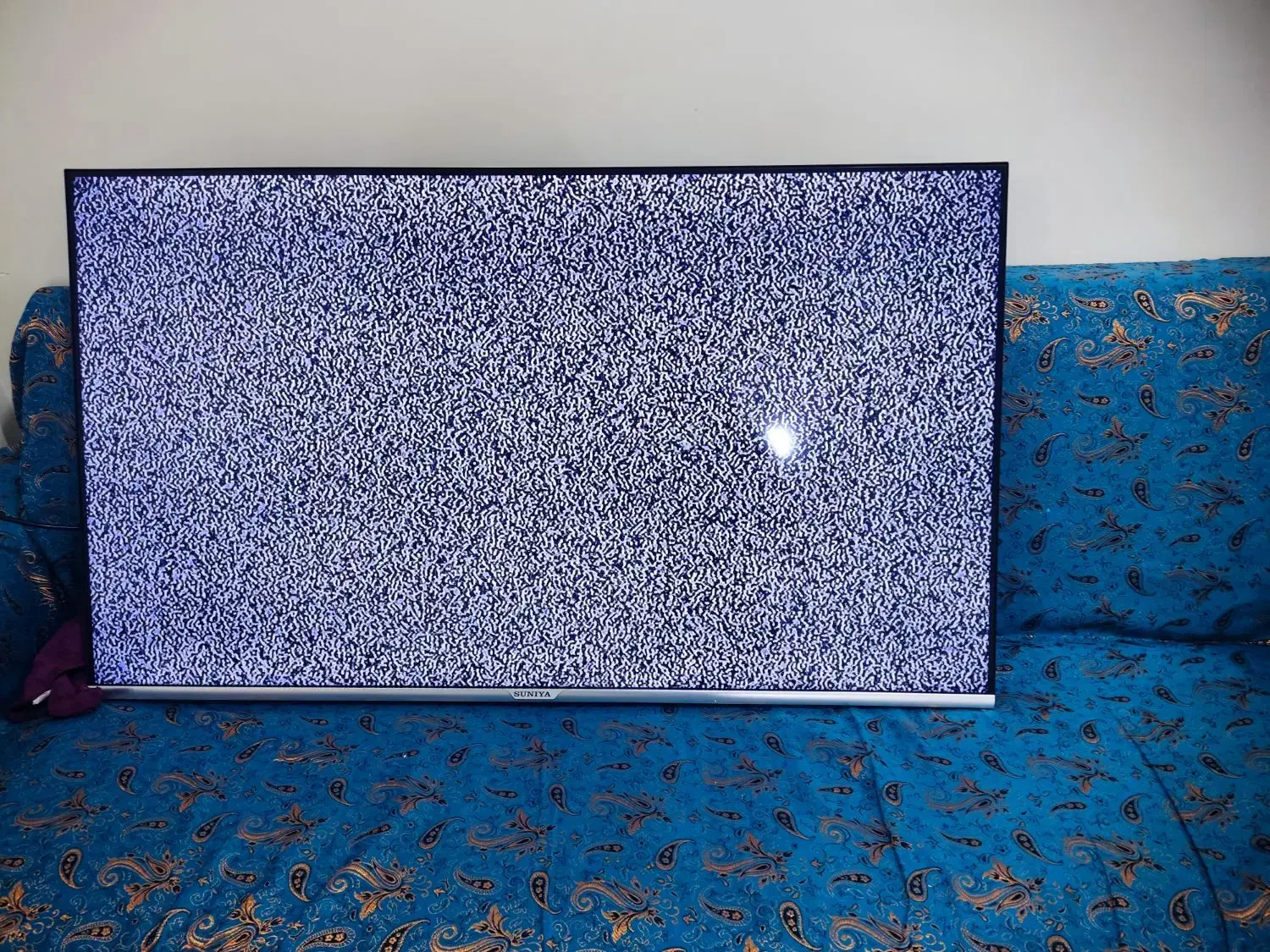 تلویزیون سونیا 55 اینچ|تلویزیون و پروژکتور|تبریز, |دیوار