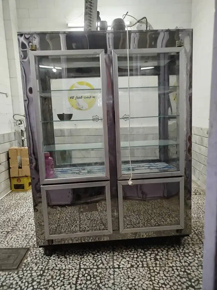 یخچال بزرگ|یخچال و فریزر|اصفهان, طاحونه|دیوار