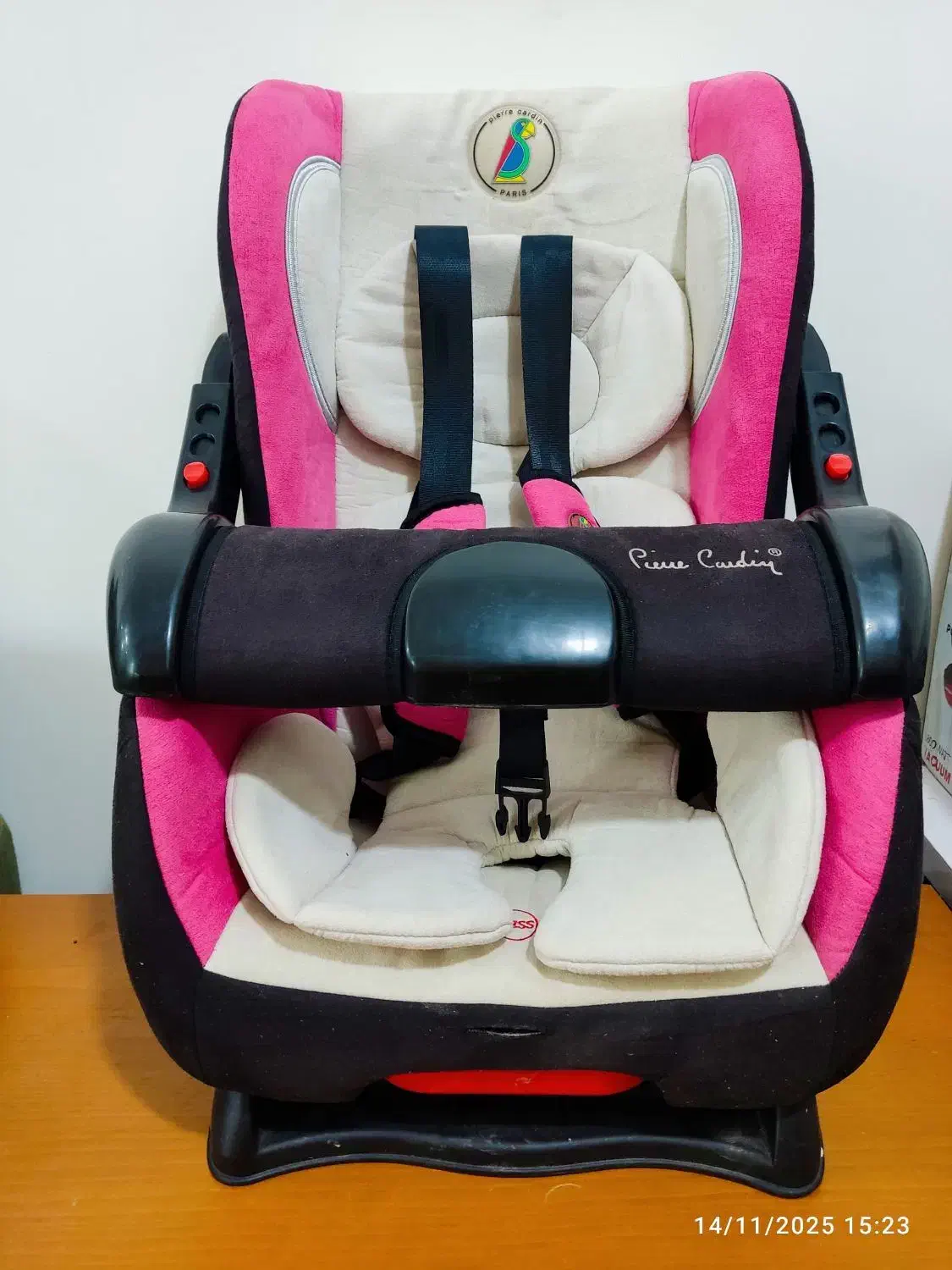 صندلی ماشین کودک|تخت و صندلی بچه|بندرعباس, |دیوار