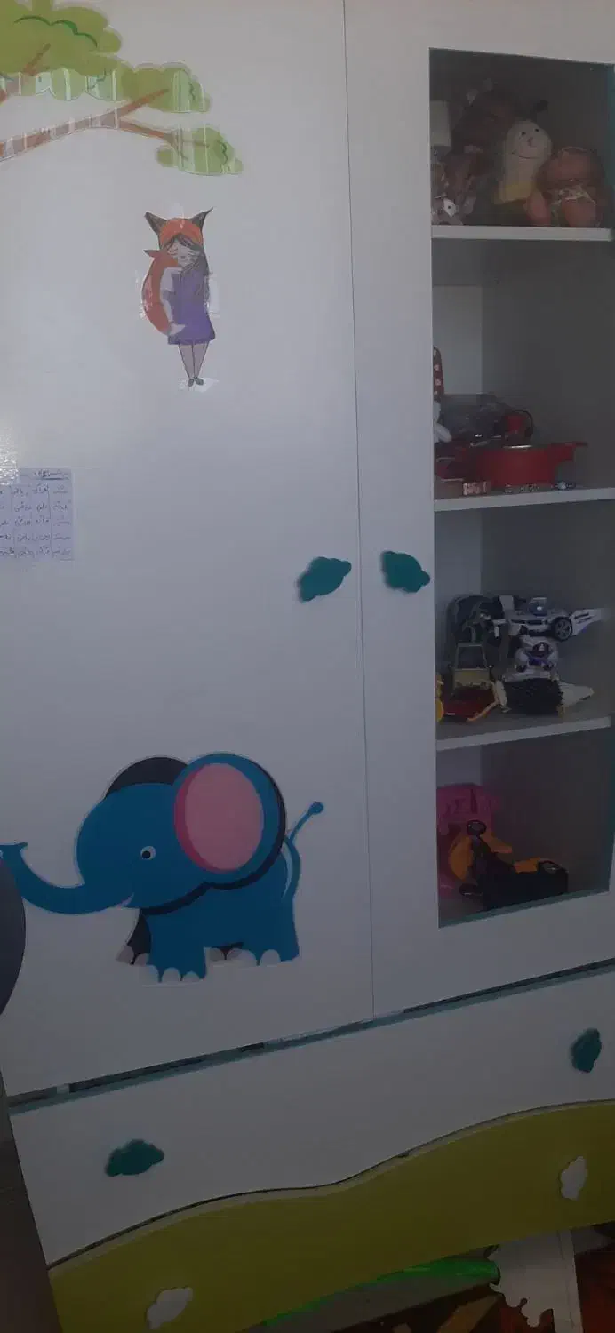 تخت و کمد کودک|تخت و صندلی بچه|کاشان, آیت الله سعیدی|دیوار