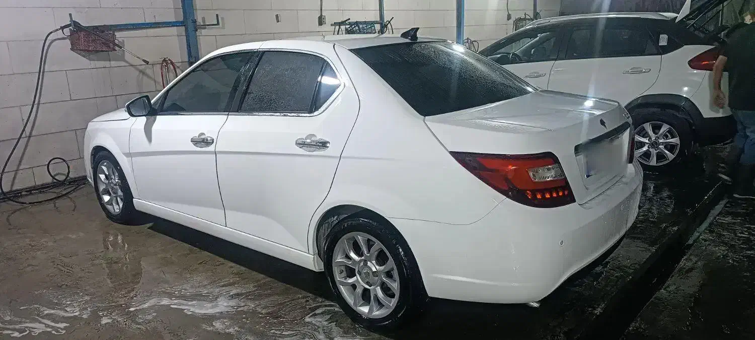 دنا پلاس شش دنده معمولی|خودرو سواری و وانت|فردیس, شهرک صنعتی سیمین دشت|دیوار