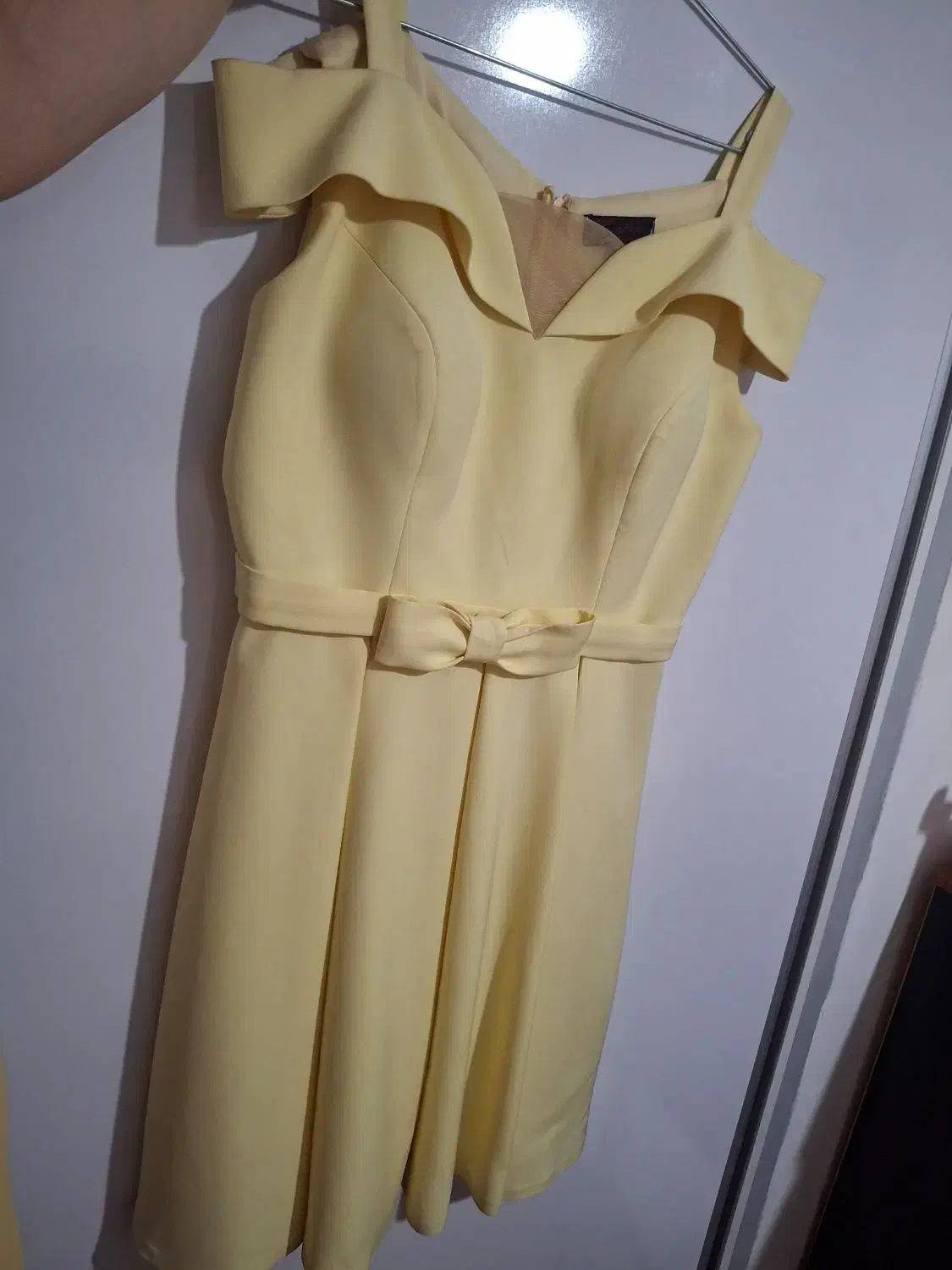 پیراهن مجلسی|لباس|خمین, |دیوار