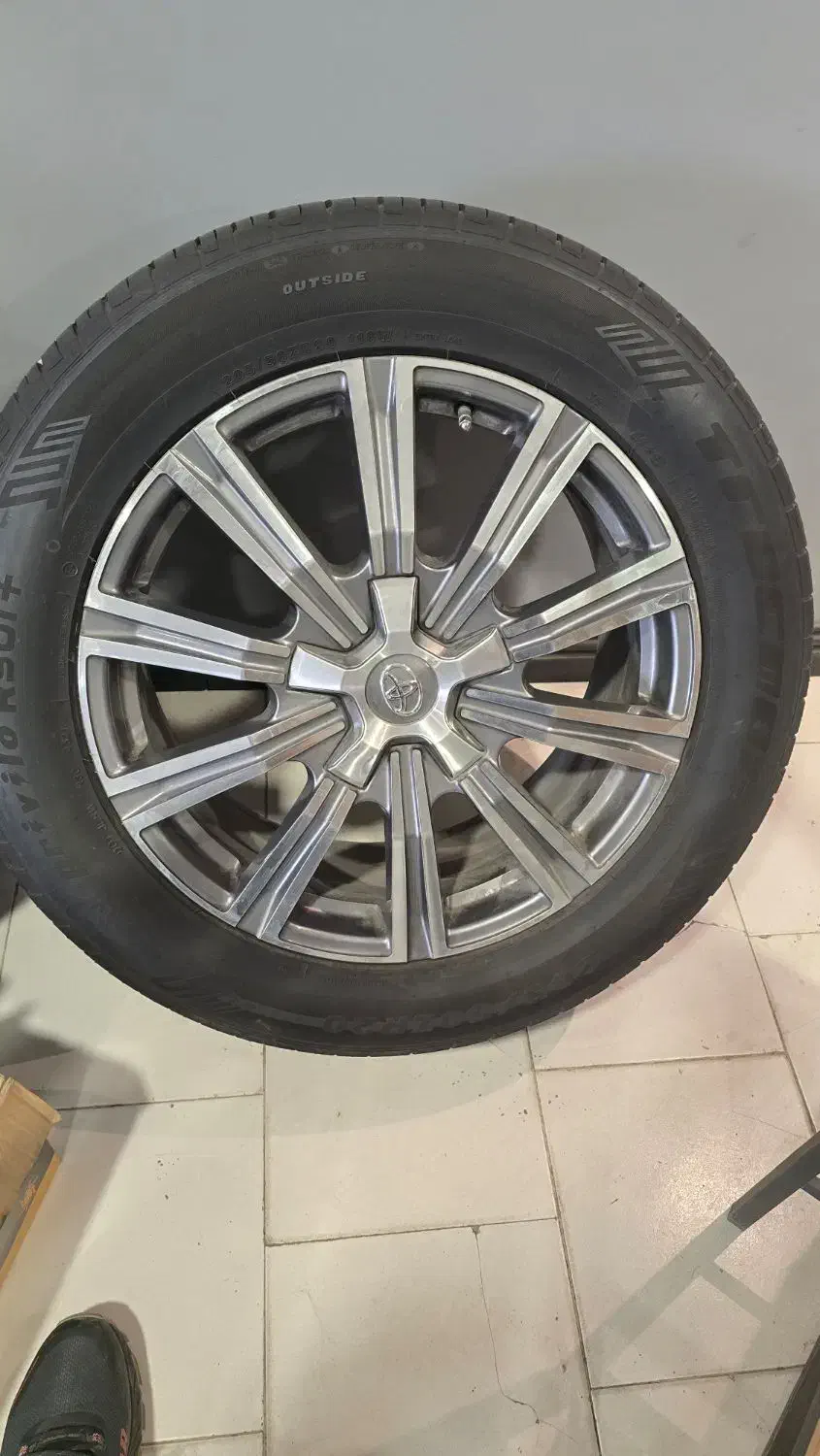 رینگ و لاستیک لندکروز|قطعات یدکی و لوازم جانبی|مشهد, مقدم|دیوار