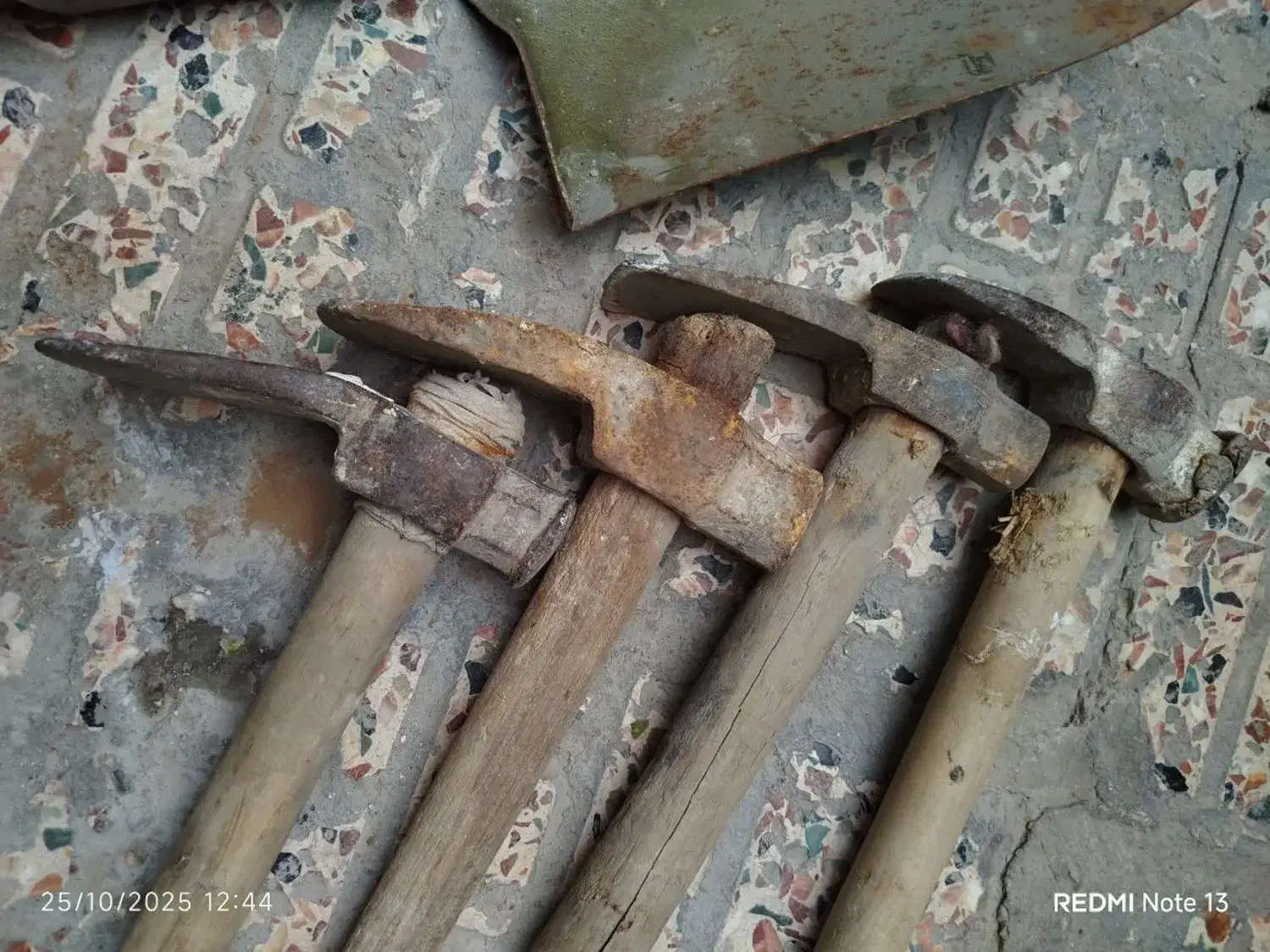 ابزار بنایی|ابزارآلات|مشهد, رده|دیوار