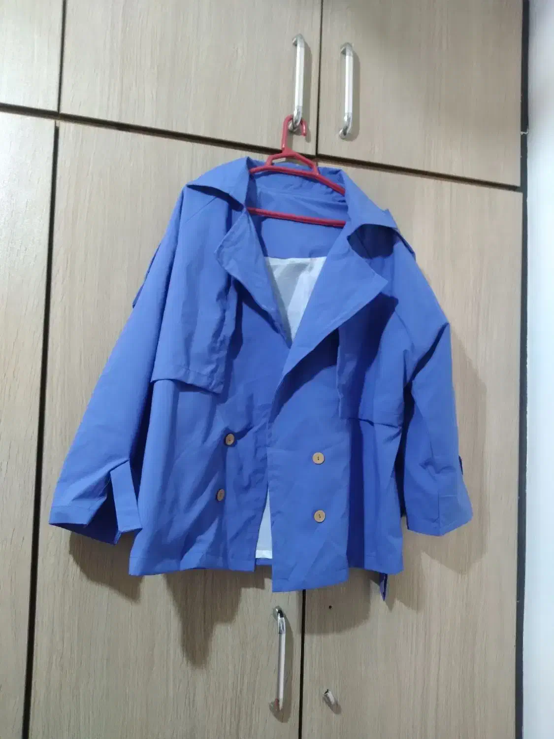 بارونی نو اصلا استفاده نشده قیمت مناسب|لباس|آستانه اشرفیه, |دیوار