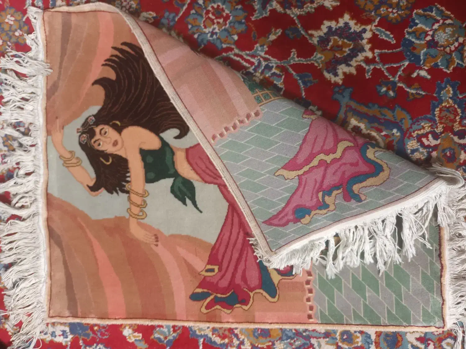 تابلو‌ فرش|تابلو فرش|بیستون, |دیوار