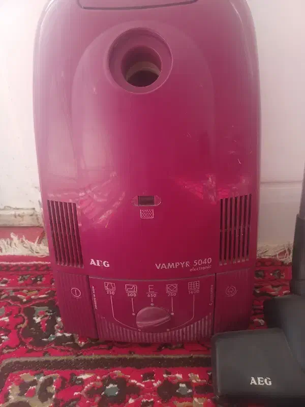 جارو برقیAEG|جاروبرقی، جارو شارژی، بخارشو|شیراز, کوشک میدان|دیوار