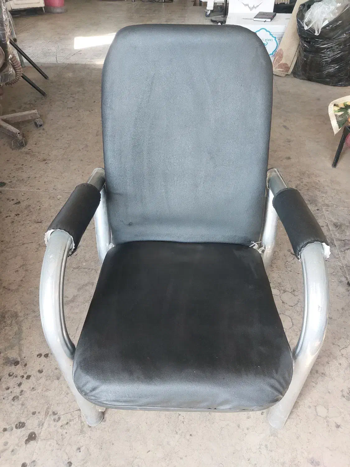 صندلی و میز اداری عالی|مبلمان اداری|کرج, مجتمع صنفی صنعتی|دیوار