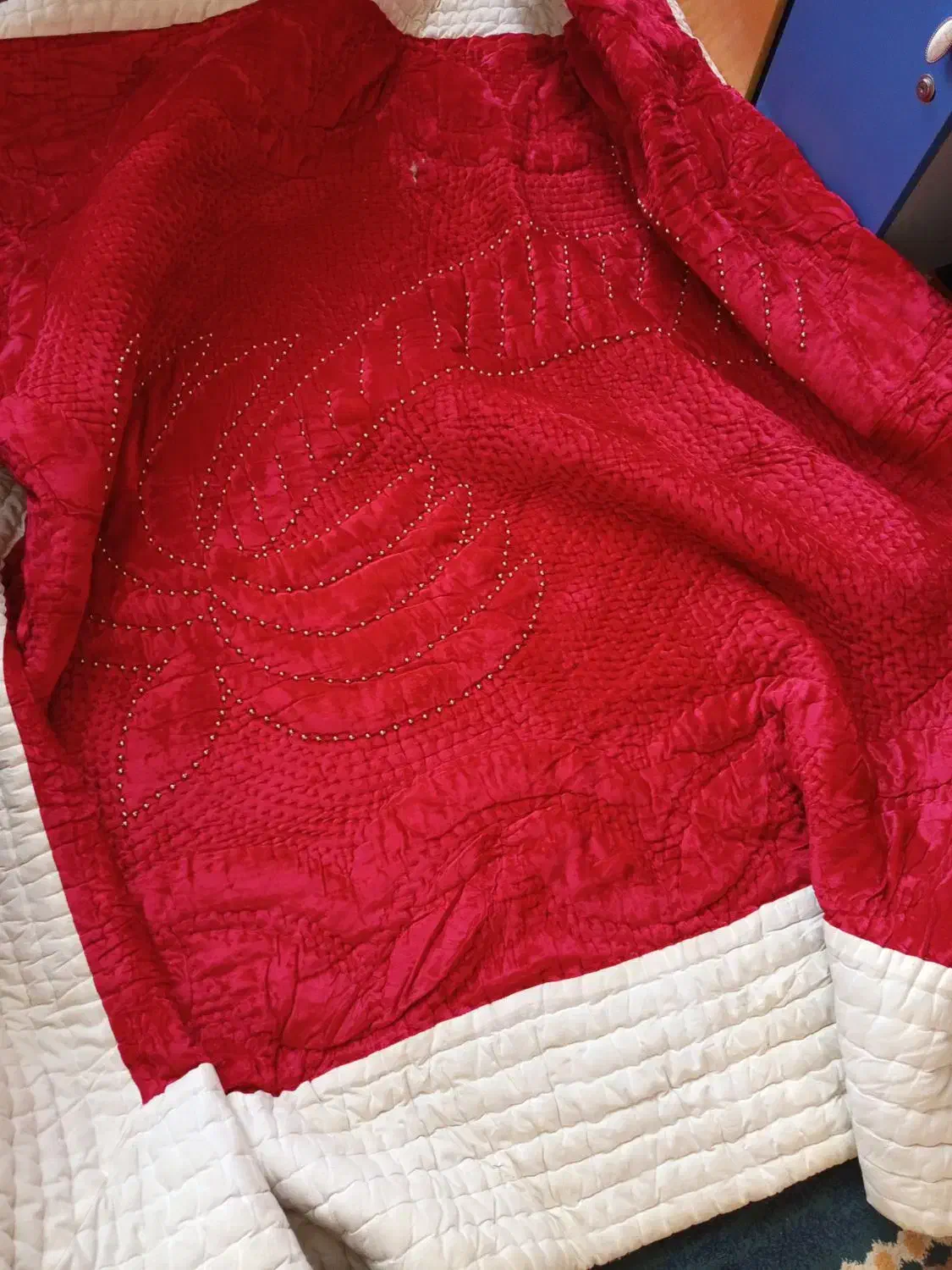 لحافت|رختخواب، بالش، پتو|مشهد, میعاد (شهرک غرب)|دیوار