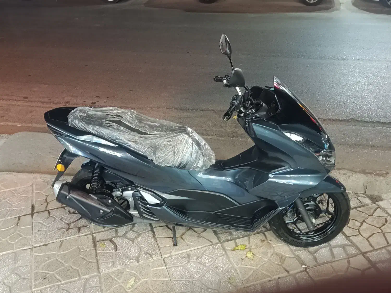 هوندا طرح پی سی ایکسpcx ۱۴۰۳ در حد صفر|موتورسیکلت|کرج, شاهینویلا|دیوار