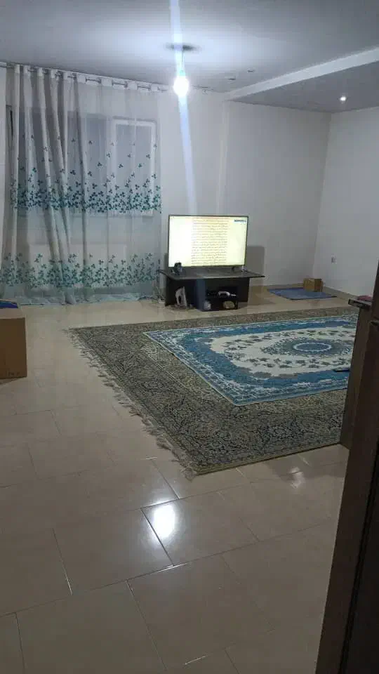 اپارتمان اجاره ارم غربی|اجارهٔ آپارتمان|هشتگرد, شهرک گلها|دیوار