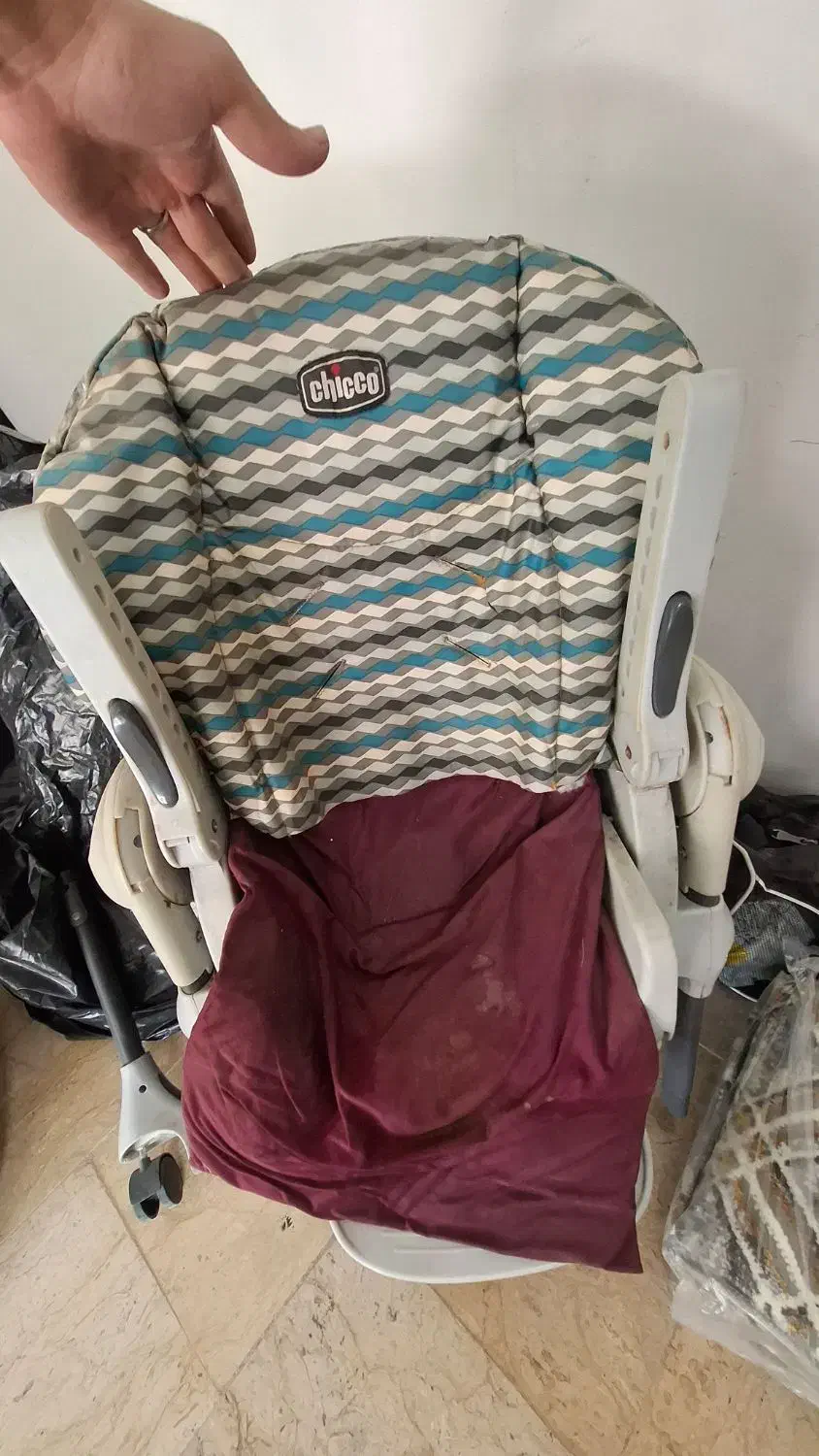 صندلی غذا و صندلی ماشین کودک|تخت و صندلی بچه|ساری, |دیوار