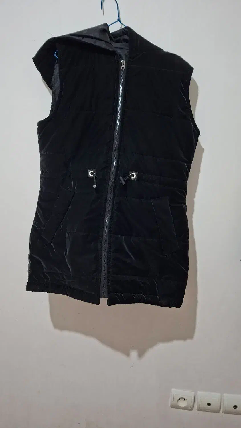 پافر دخترانه ولباس دخترانه تا ۱۳ساله تمیزهست|لباس|بستان آباد, |دیوار