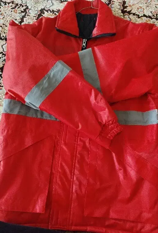 کاپشن بارانی|لباس|ایلام, |دیوار