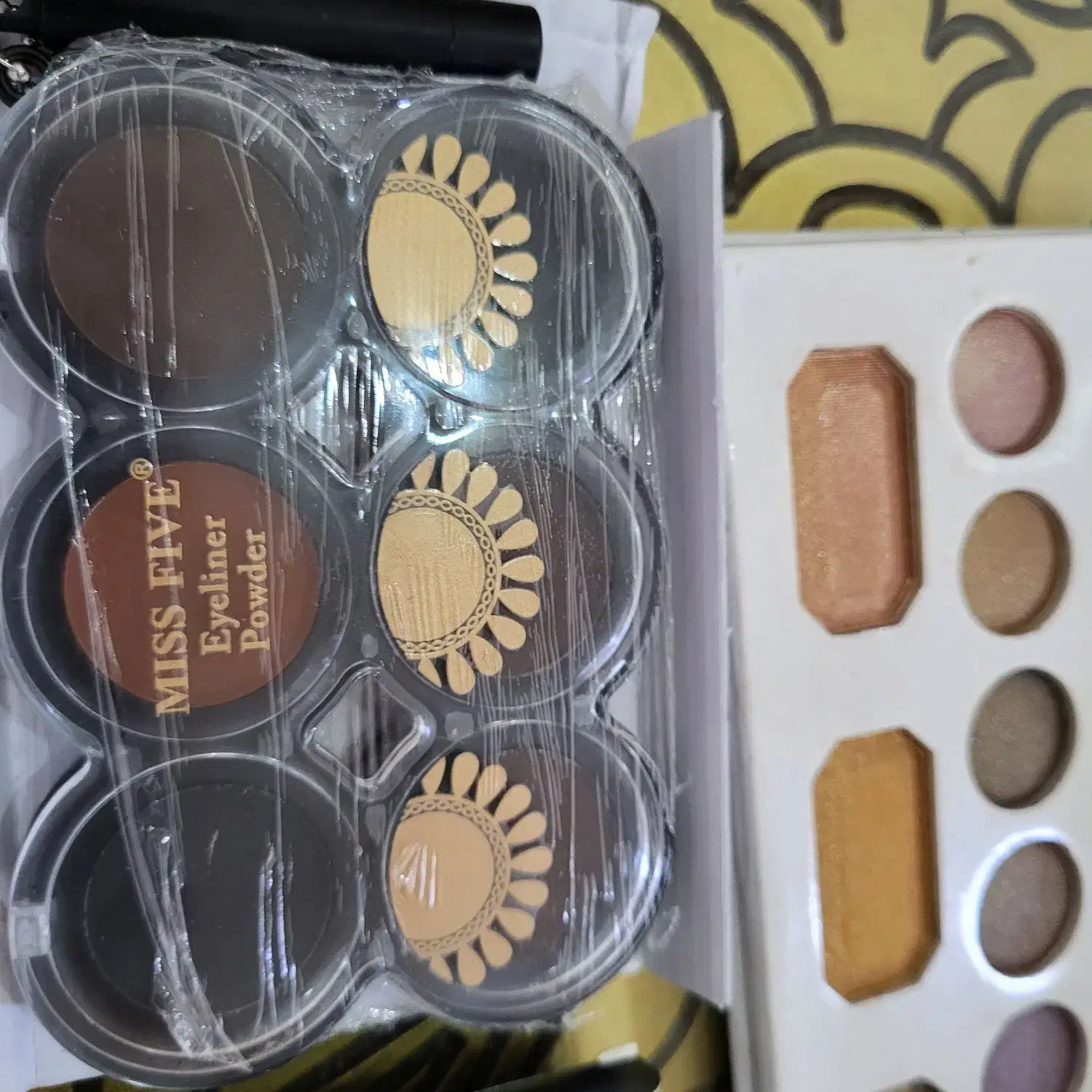 سایه  چشم وخط چشم وابرو|آرایشی، بهداشتی، درمانی|اهواز, شهرک دانشگاه|دیوار