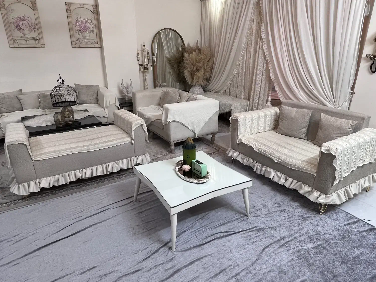 مبل لاوست ۲و کاناپه ۲ نفره همراه با میز وسط|مبلمان خانگی و میز عسلی|تهران, تاکسیرانی|دیوار