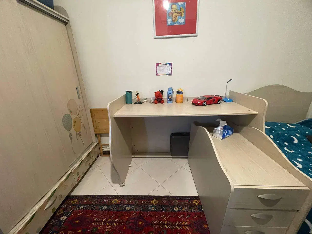 سرویس خواب کامل کودک و نوجوان و میز تحریر|تخت و سرویس خواب|مشهد, هنرستان|دیوار