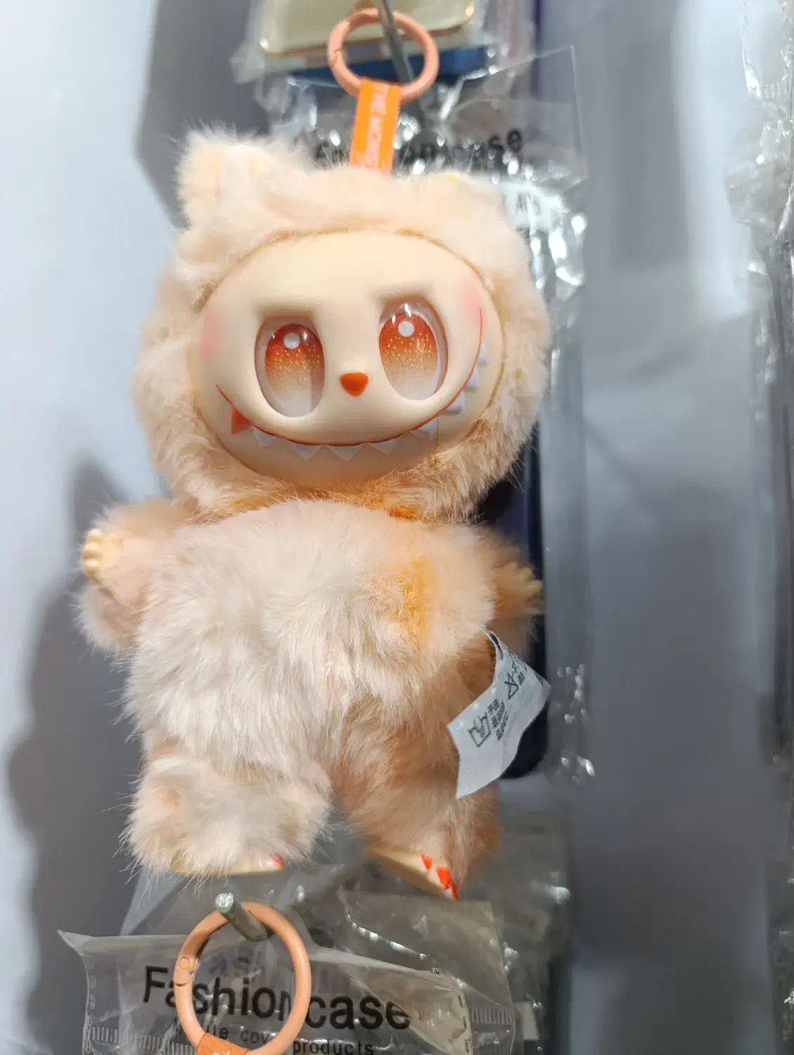 لبوبو|اسباب‌‌بازی|لردگان, |دیوار