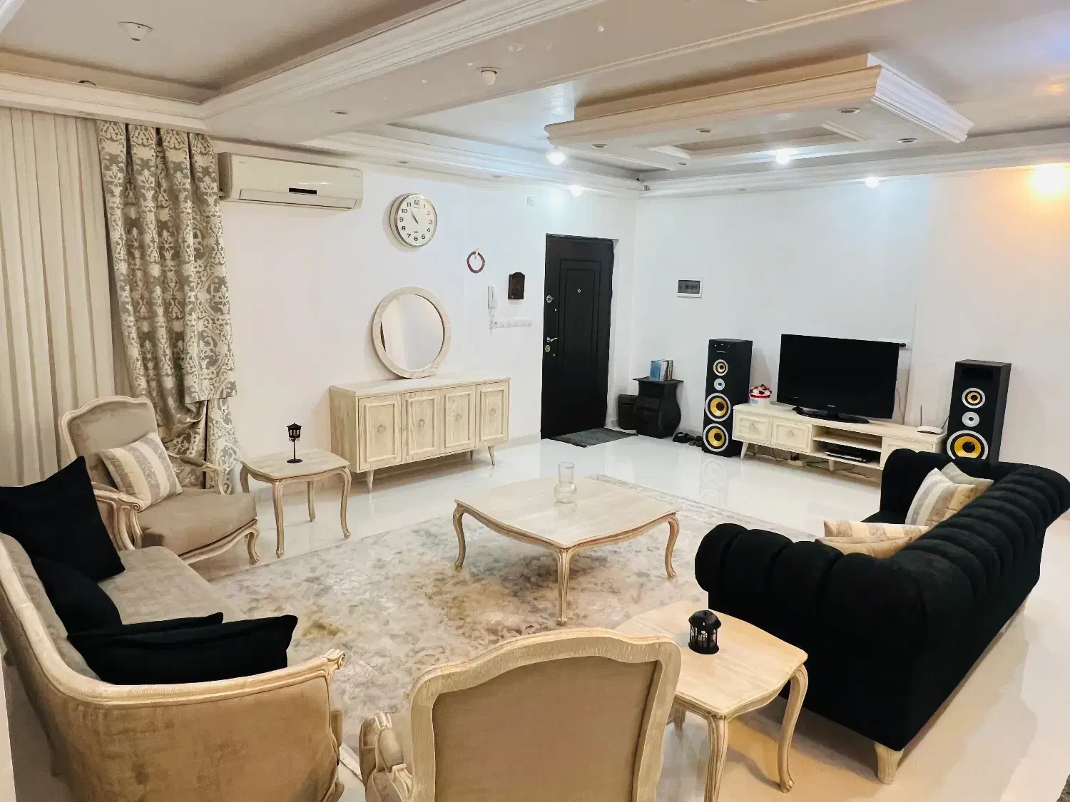 مبلمان طرح نئوکلاسیک ۸ نفره|مبلمان خانگی و میز عسلی|شوشتر, |دیوار