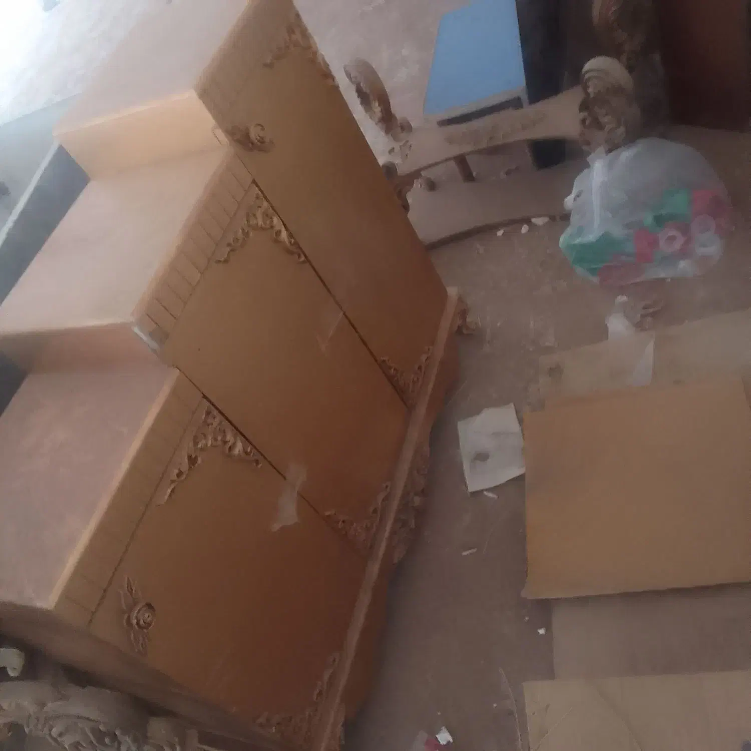 یک عدد جا کفشی ۳ در  .  و یک عدد تشک|جاکفشی، کمد، دراور|اقبالیه, |دیوار