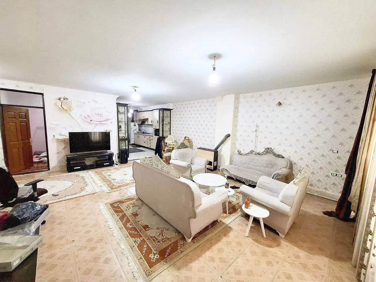 110مترآپارتمانتکواحدط2 دوخوابفولامکاناتشهرک|اجارهٔ آپارتمان|خوی, |دیوار