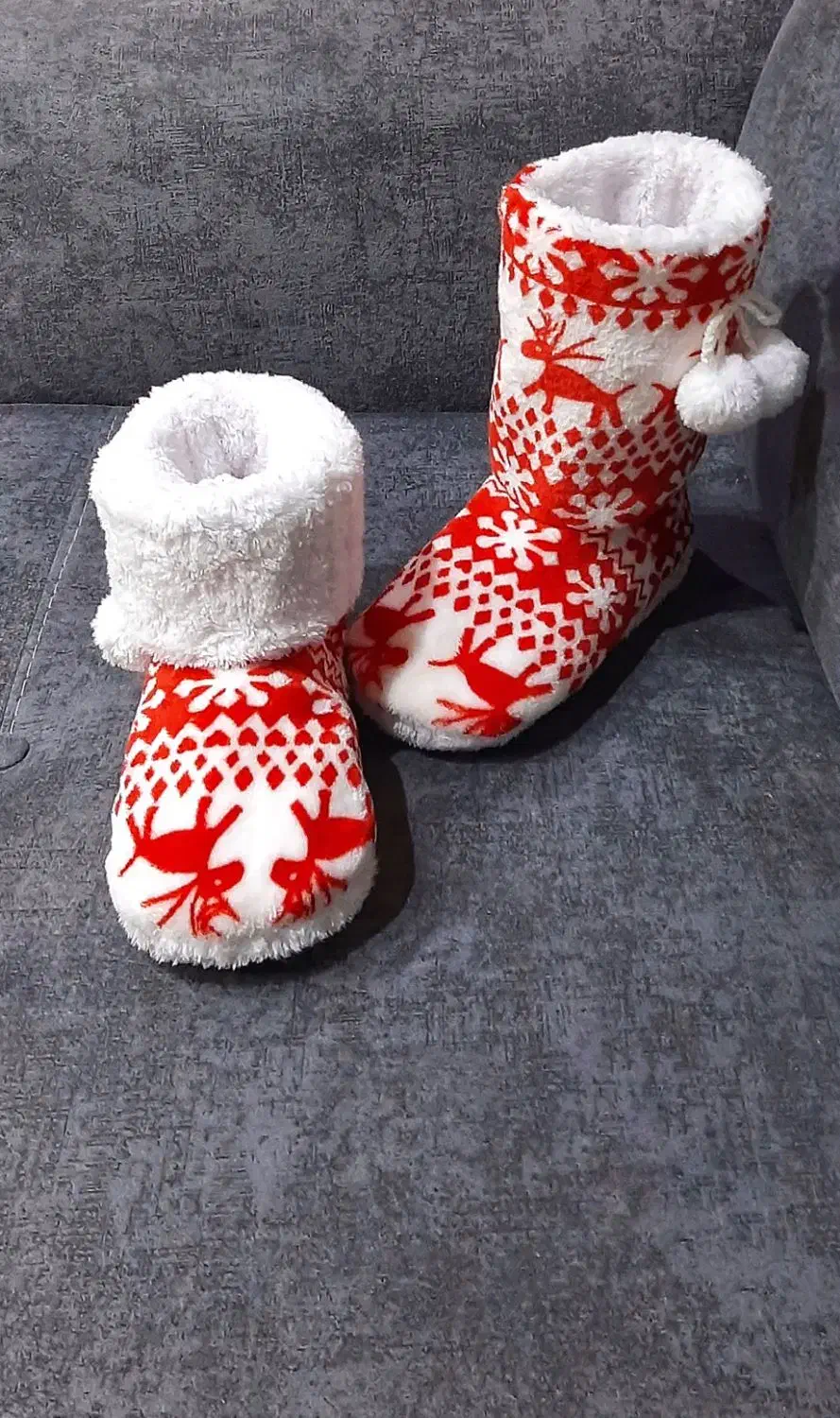 پاپوش خز|کیف، کفش، کمربند|رشت, کوی مهر|دیوار