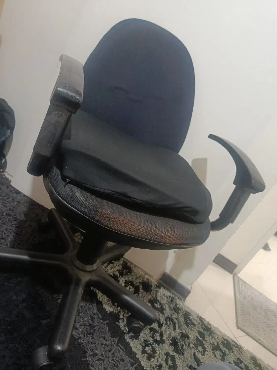 میز و صندلی کامپیوتر|میز تحریر و کامپیوتر|بومهن, |دیوار