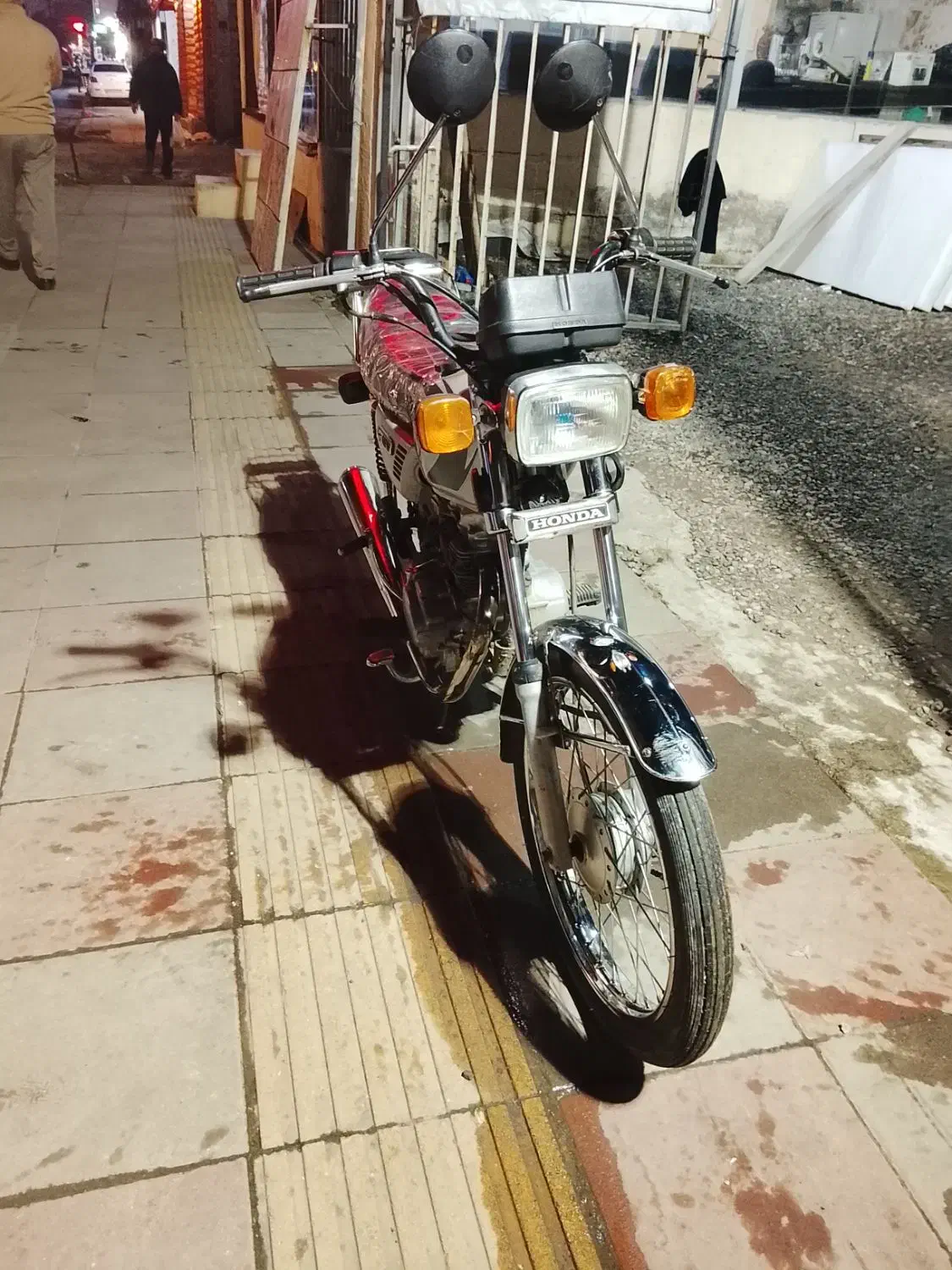 موتور هندا|موتورسیکلت|رشت, سیا اسطلخ|دیوار