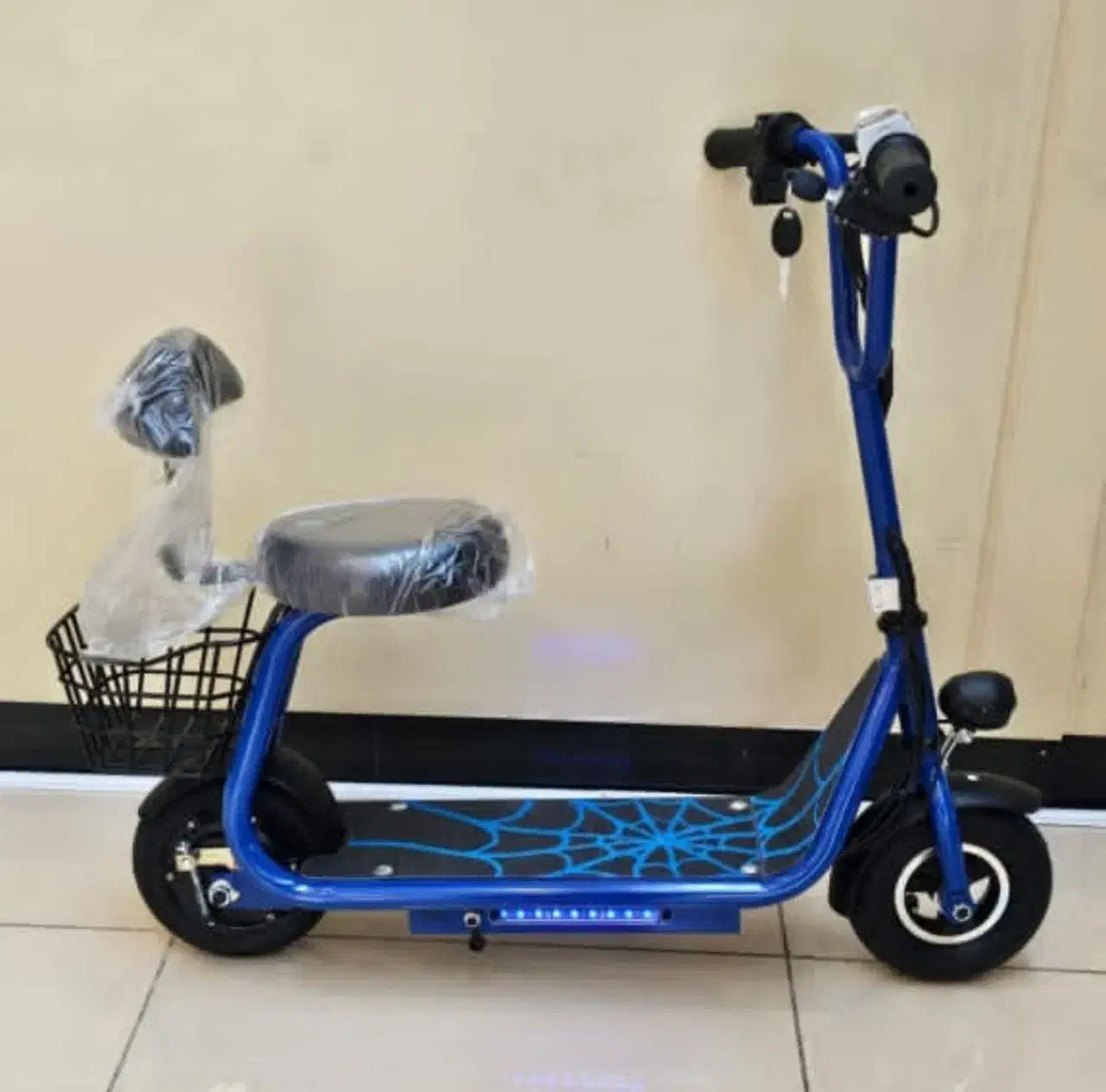 *اسکوتر برقی*هیجان بیشتر بچه ها/جشنواره|دوچرخه، اسکیت، اسکوتر|بوئین زهرا, |دیوار