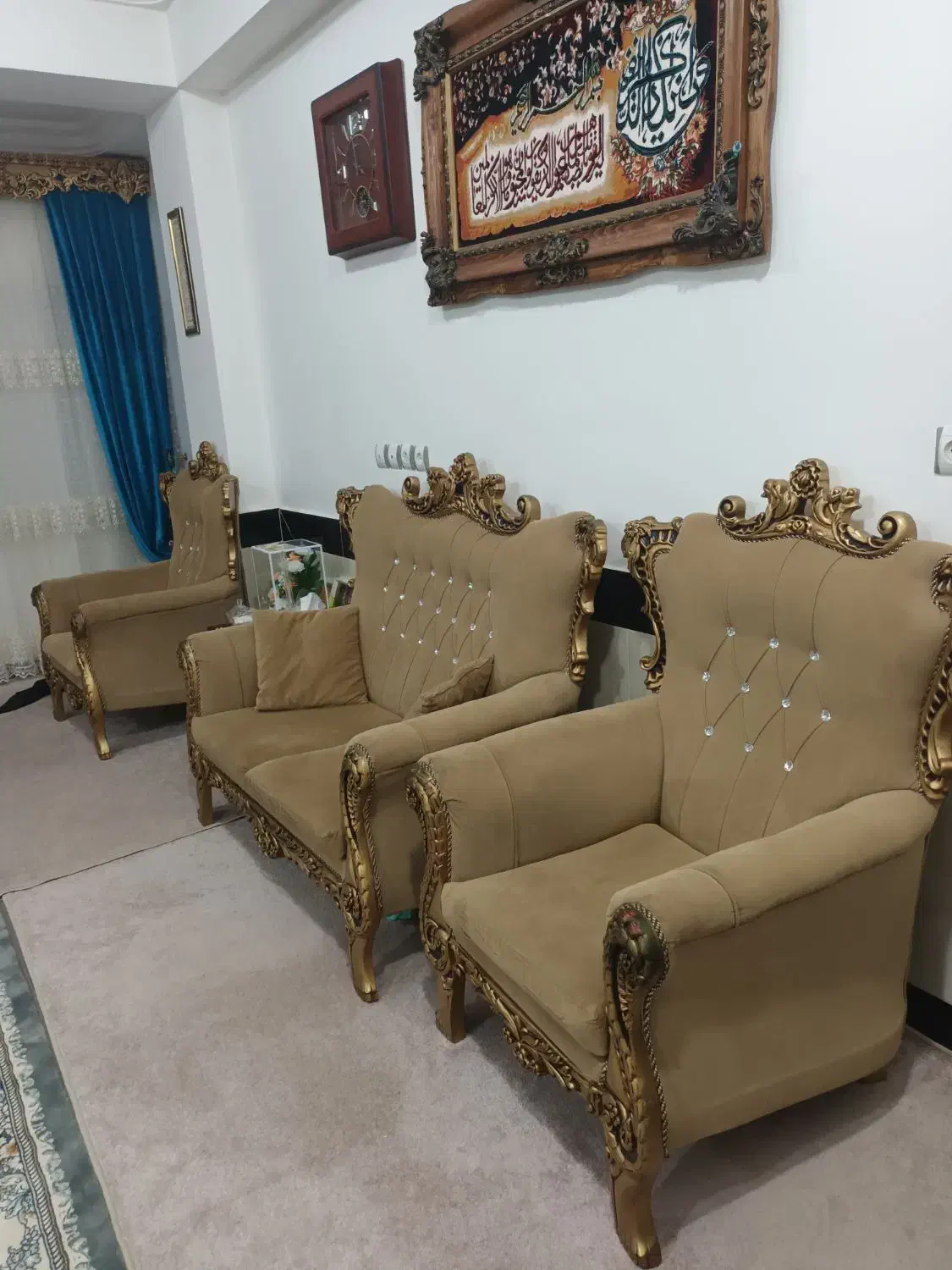 مبل سلطنتی۷نفره|مبلمان خانگی و میز عسلی|علی‌آباد کتول, |دیوار