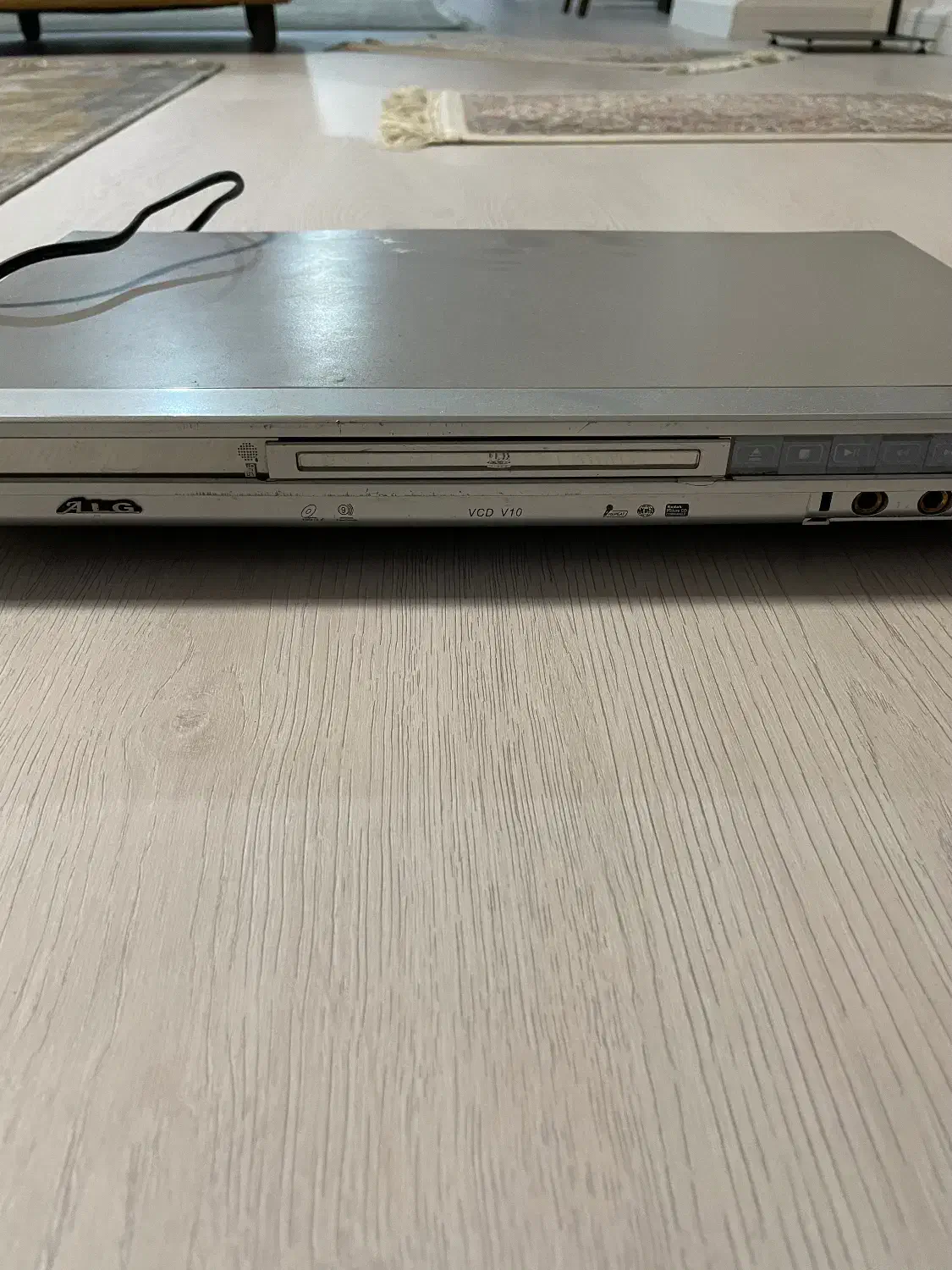 دستگاه دی وی دی پلیر|پخش‌کننده DVD و ویدیو|رشت, دباغیان|دیوار