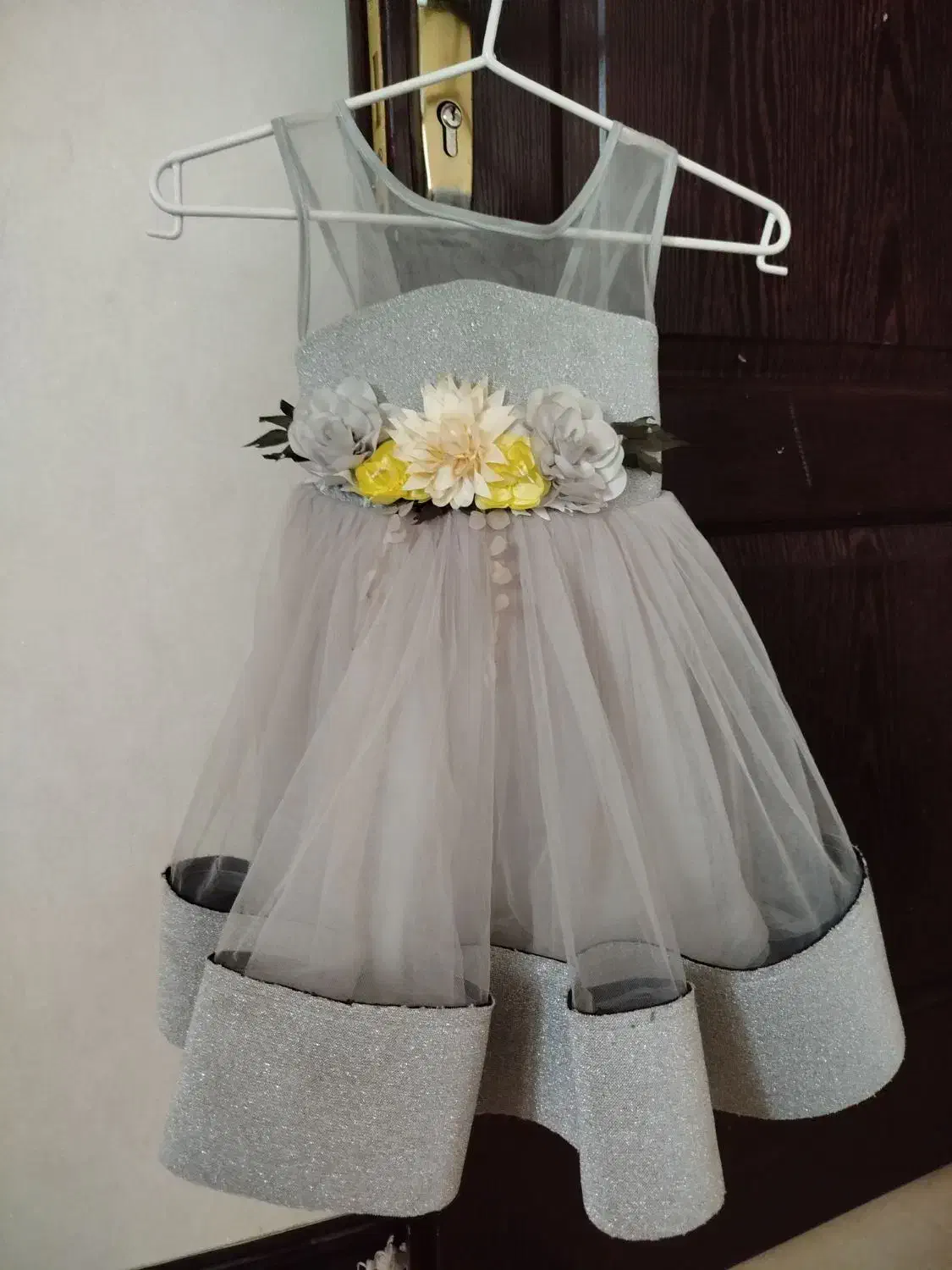 لباس تور مجلسی دخترانه|کفش و لباس بچه|شیراز, شهرک مفتح|دیوار