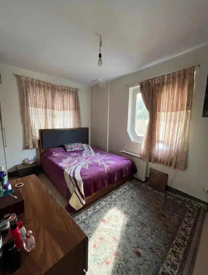 ۱۰۵ متر دو خوابه تک واحدی ،حسین آباد شیان (لویزان)