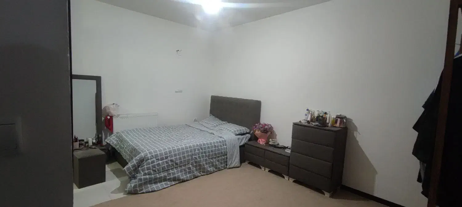 سرویس تخت بهمراه تشک|تخت و سرویس خواب|شیراز, کوی زهرا|دیوار