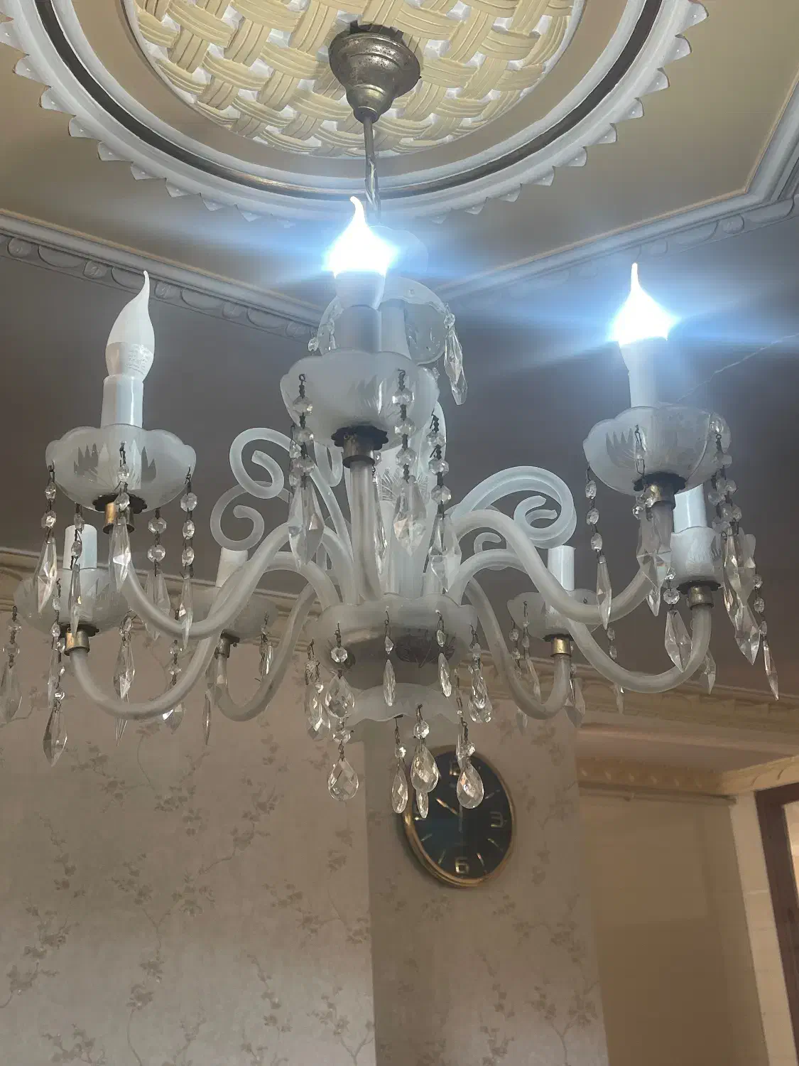 چراغ ۸ شاخه سالم|لوستر و چراغ آویز|ارومیه, |دیوار