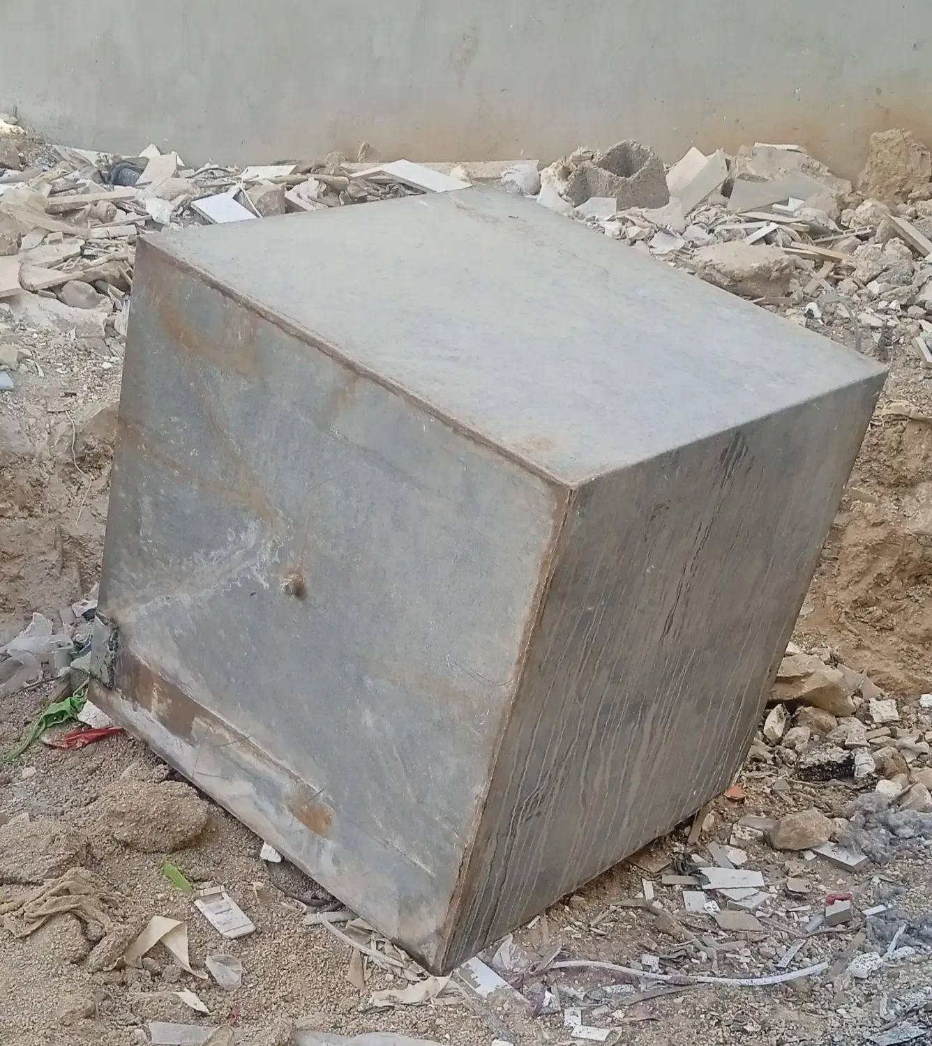 منبع آب|مصالح و تجهیزات ساختمان|مسجد سلیمان, |دیوار