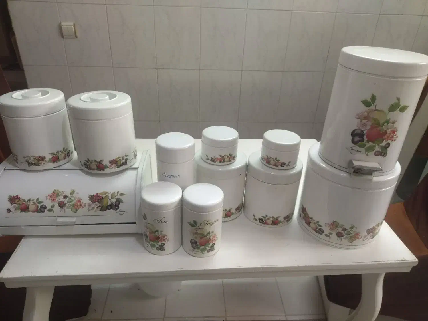 سرویس حبوبات|ظروف نگهدارنده، پلاستیکی، یک‌بارمصرف|اصفهان, همدانیان|دیوار