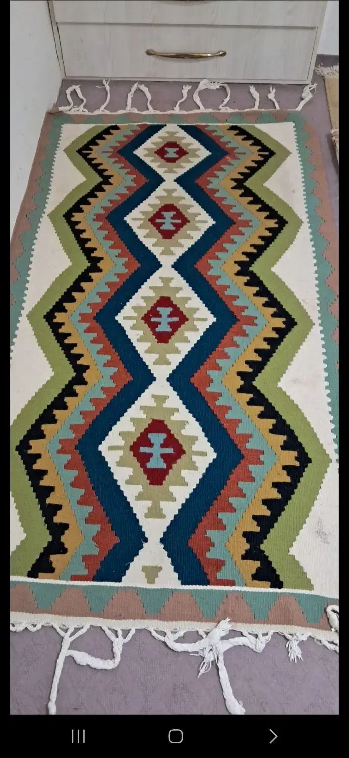 تعدادی لوازم خانه|فرش|تایباد, |دیوار