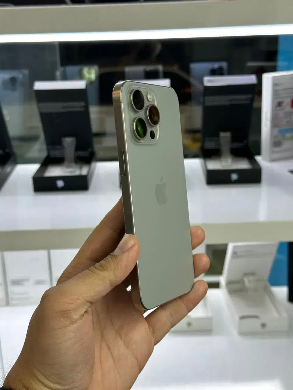 15promax 256 zaa نو نقدی و اقساط|موبایل|پرند, فاز ۲|دیوار