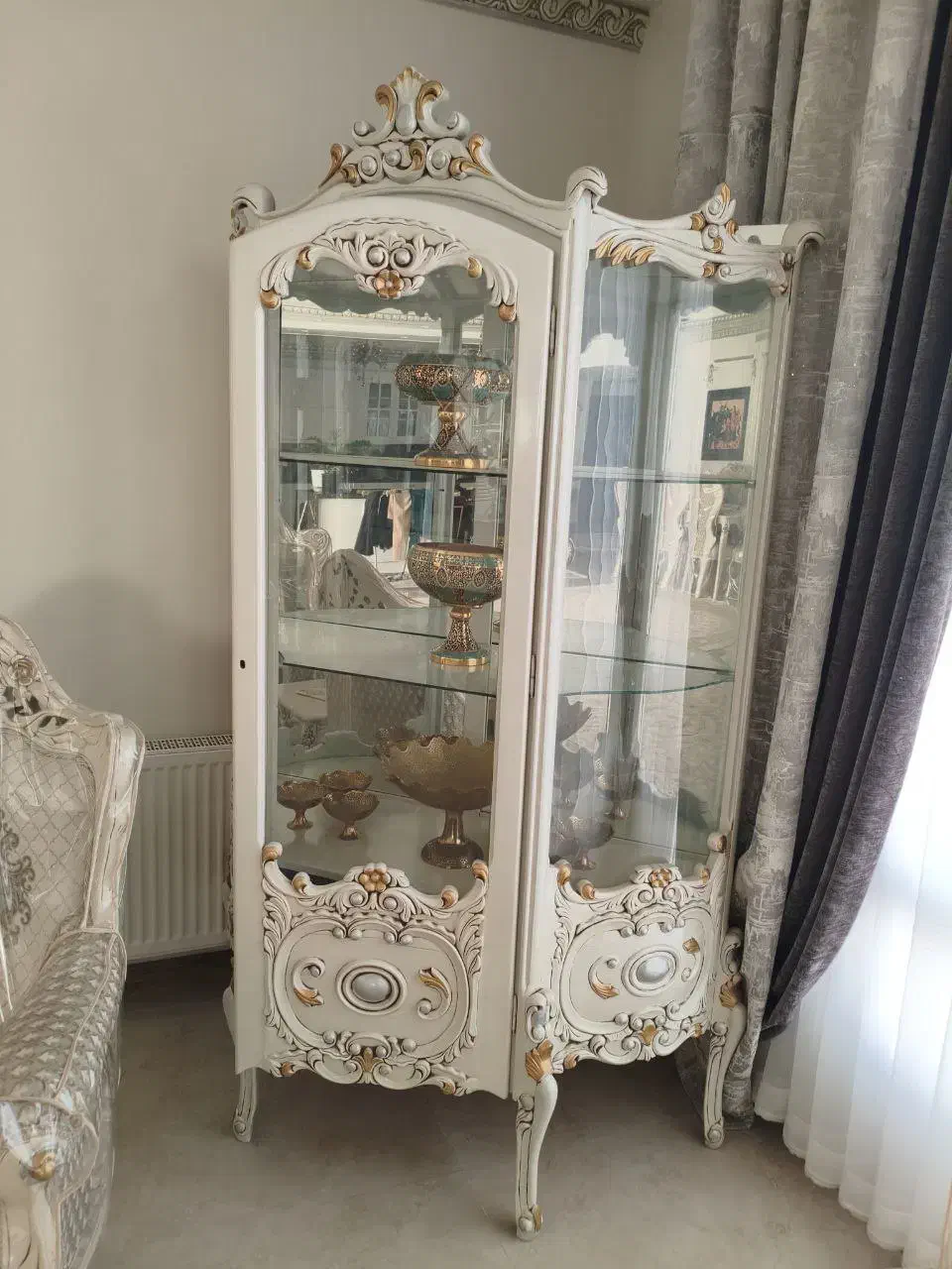 ویترین تمام قدچوب گردو|بوفه، ویترین، کنسول|قم, بکایی|دیوار