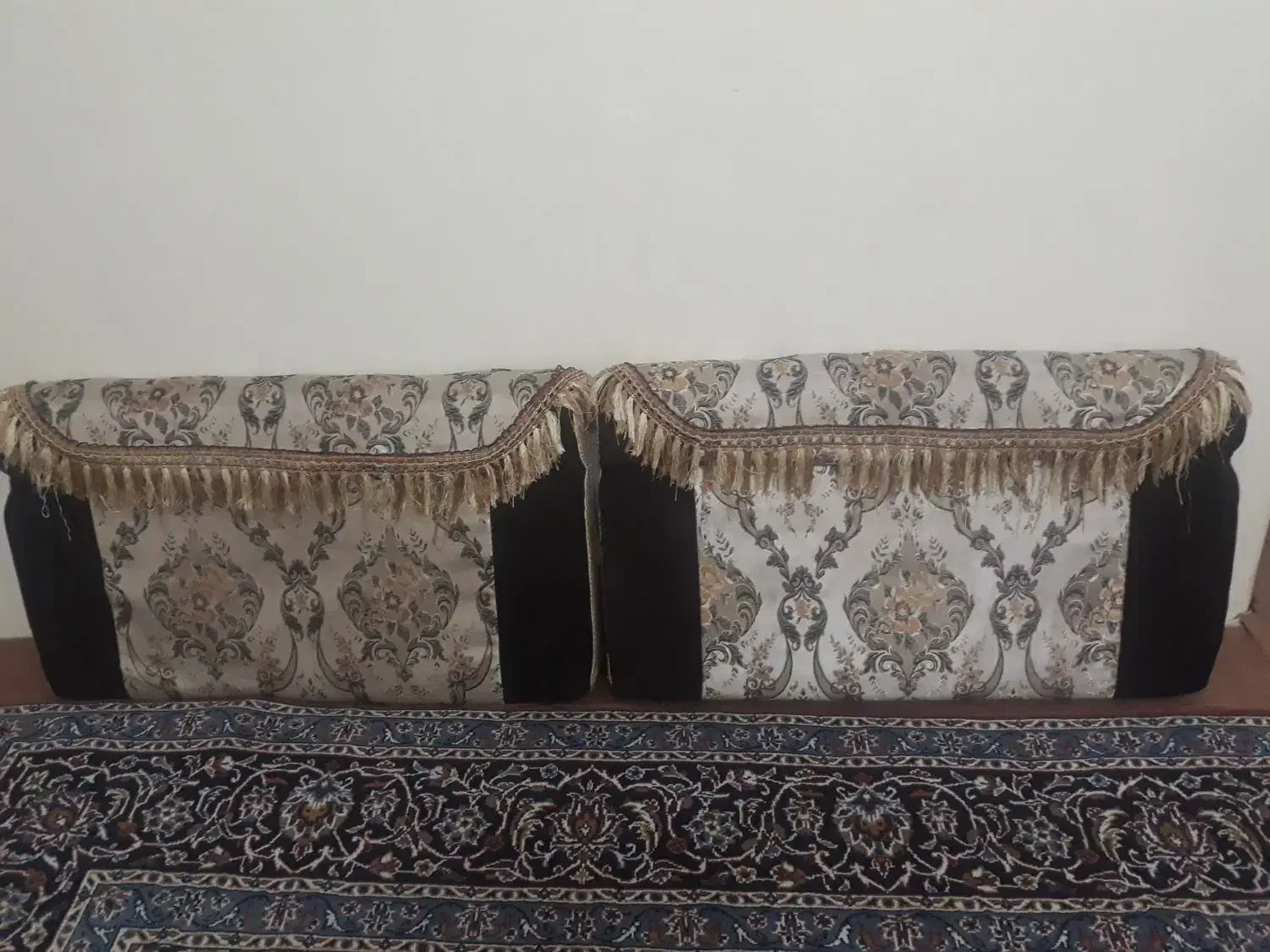 پشتی ۴عدد|پشتی|زنجان, |دیوار