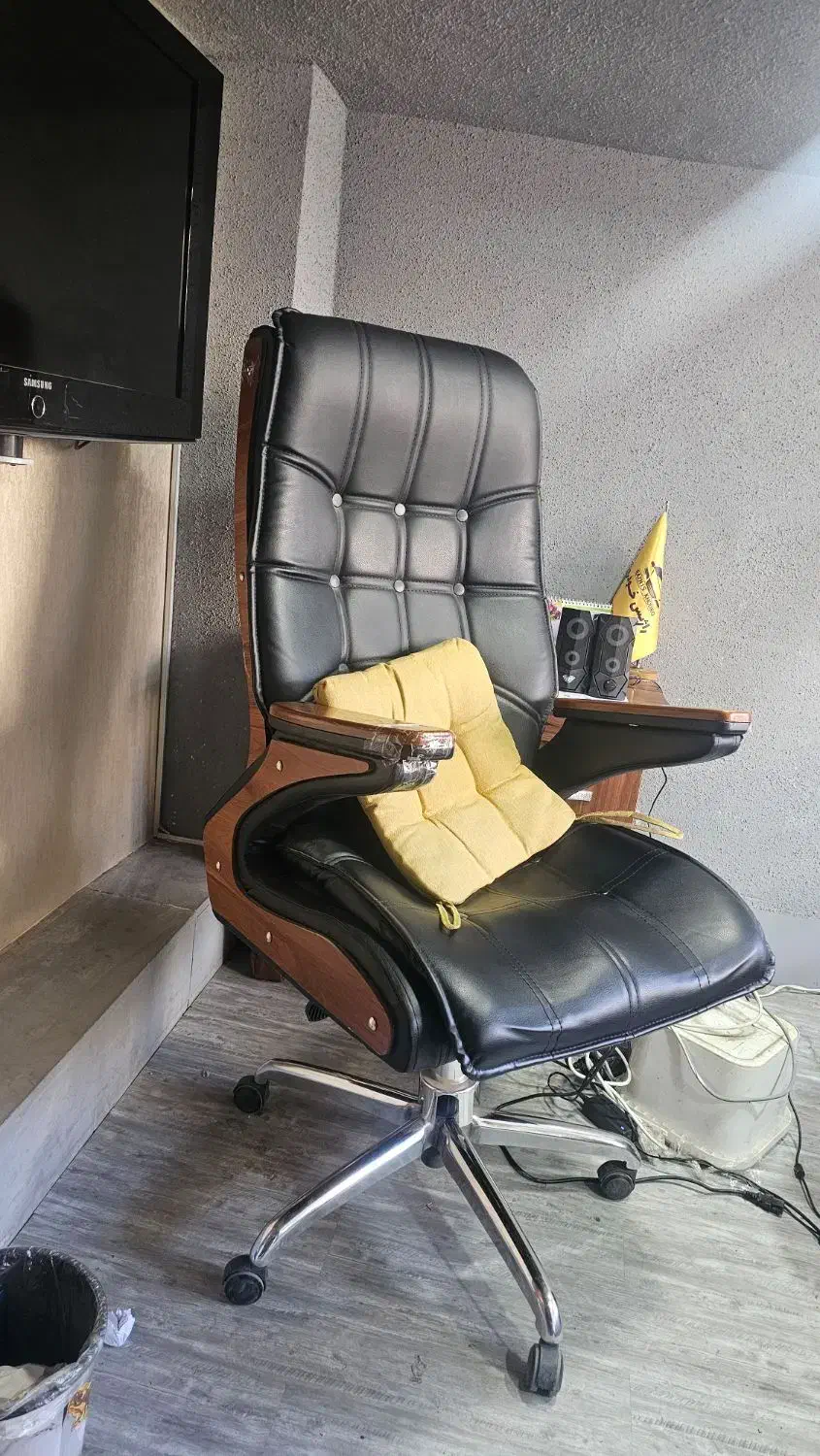 صندلی مدیریت|مبلمان اداری|سنندج, |دیوار