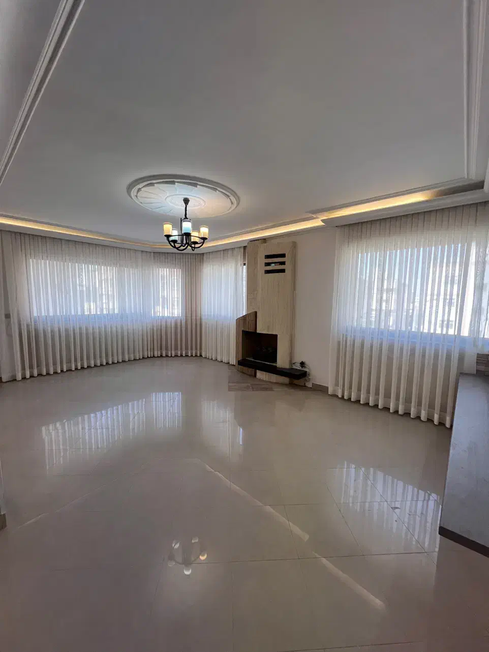 آپارتمان۱۴۰متری، فرامرز ۳۶،طبقه۴، با آسانسور|فروش آپارتمان|مشهد, شهید فرامرز عباسی|دیوار