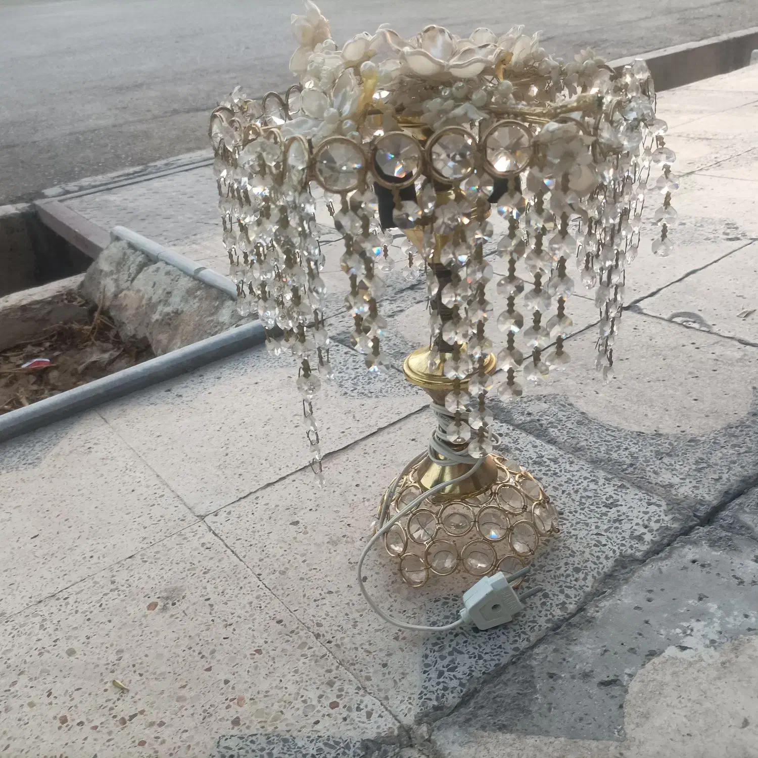 چراغ خواب و لوستر|لوستر و چراغ آویز|شیراز, شریف‌آباد|دیوار