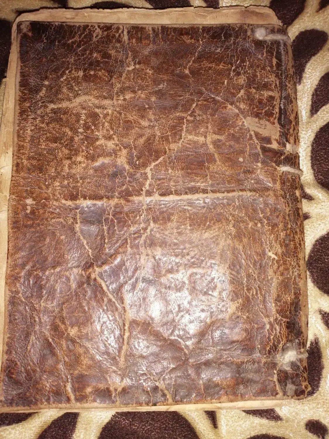 کتاب خطی جلدچرم|کتاب و مجله تاریخی|مشهد, توس (بلوار توس)|دیوار