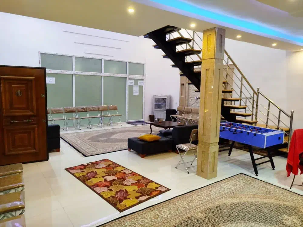 مجموعه باغ ویلا استخر داخل|اجارهٔ کوتاه‌مدت ویلا و باغ|مشهد, میان ولایت|دیوار