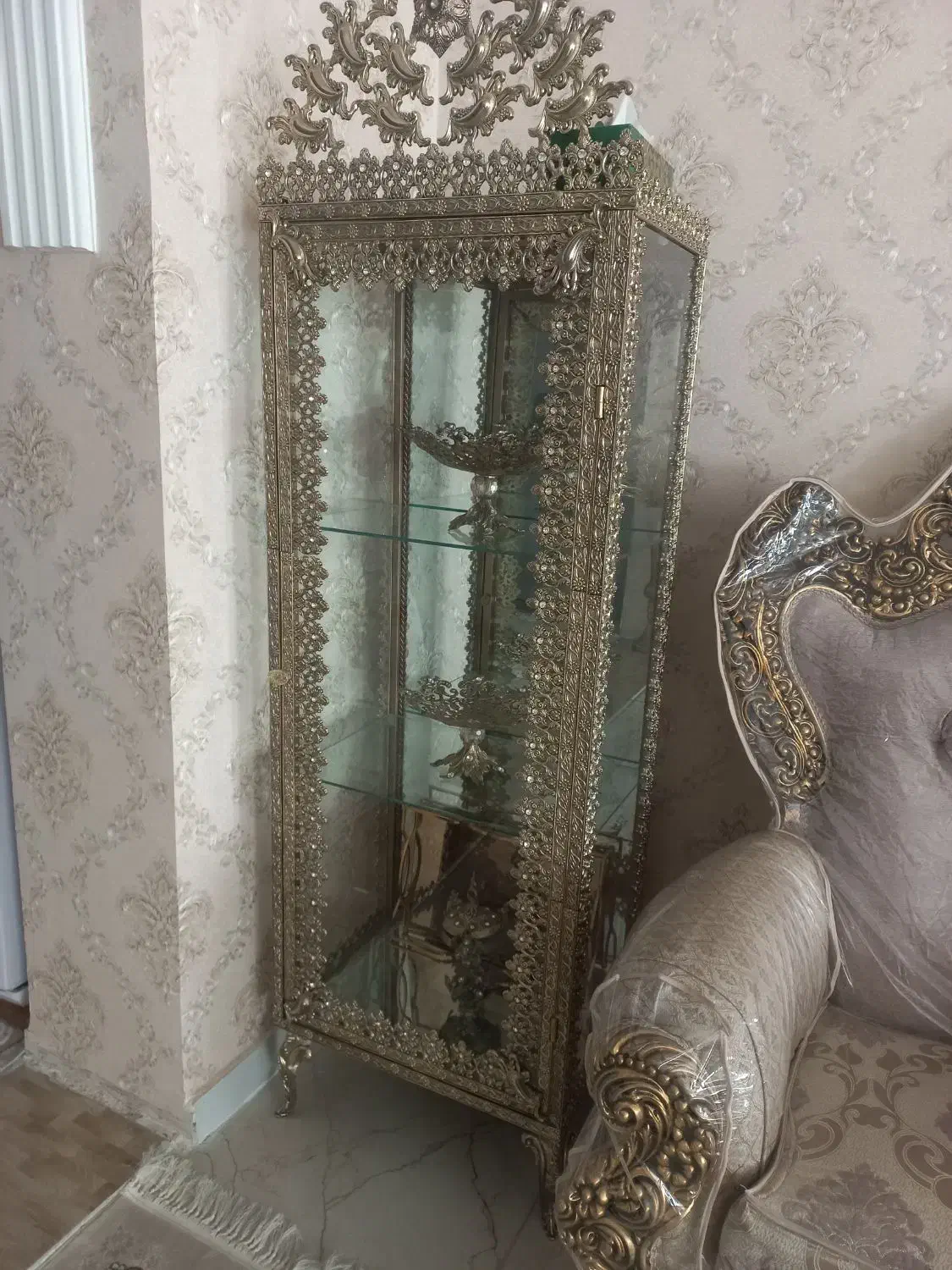 بوفه برنز در حد نو|بوفه، ویترین، کنسول|ایوان, |دیوار