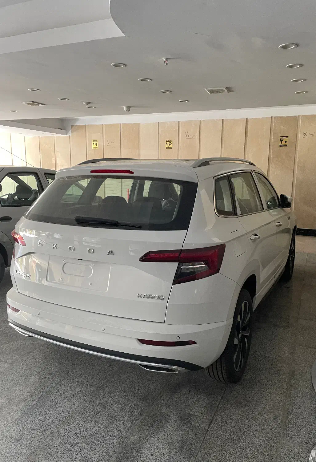 اشکودا کاروک صفر|خودرو سواری و وانت|تهران, شهرک محلاتی|دیوار