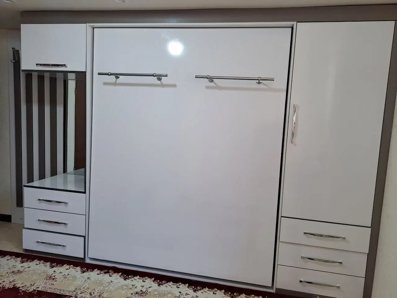 کمدوتختخواب تاشوباچوب لباسی|تشک تختخواب|یزد, |دیوار