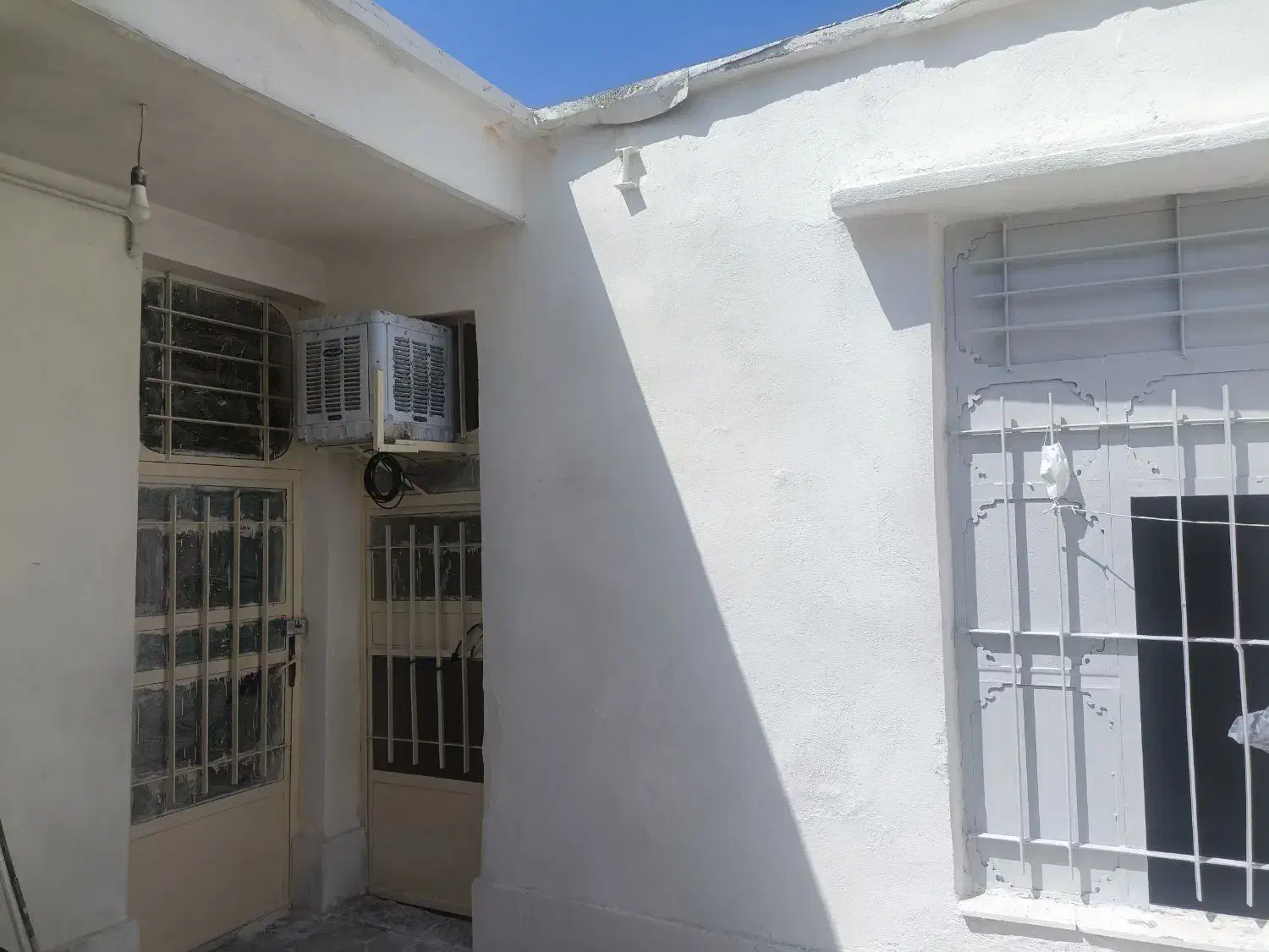 فروش منزل مسکونی|فروش خانه و ویلا|شیراز, دباغ خانه|دیوار